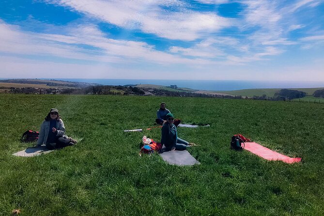 Yoga & Soundbath in Nature near Brighton - Yang-to-Yin yoga under the trees