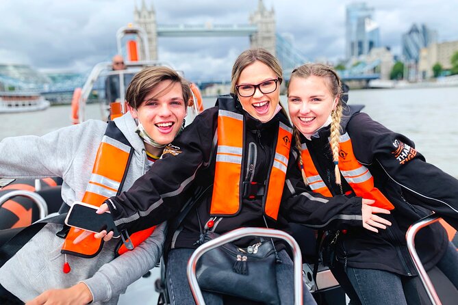 Your Own Boat! - Returning west past London’s major sights